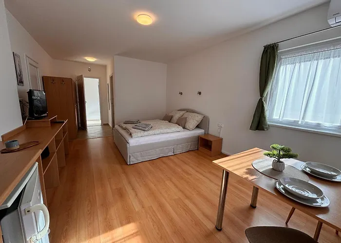Akacfa B&B